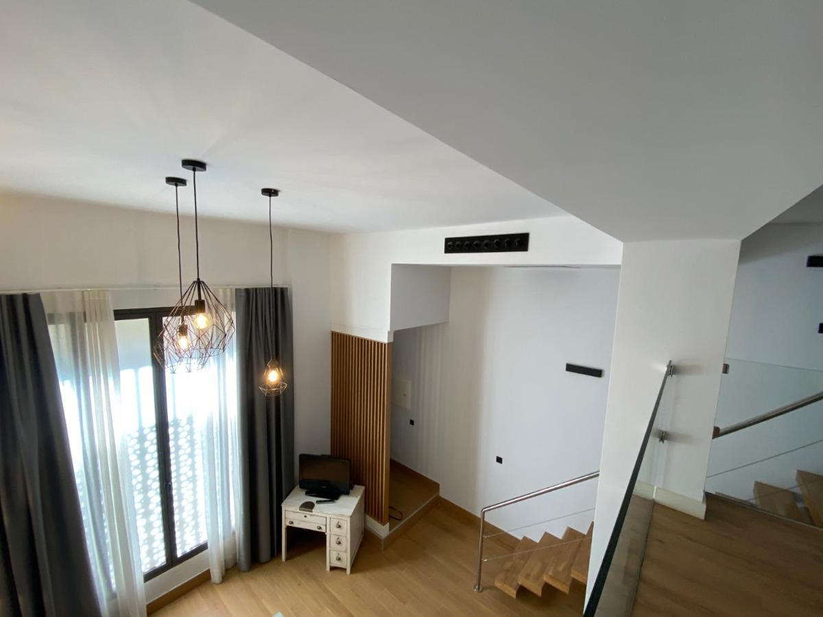 세비야 Loft Laura Nervion 아파트 외부 사진